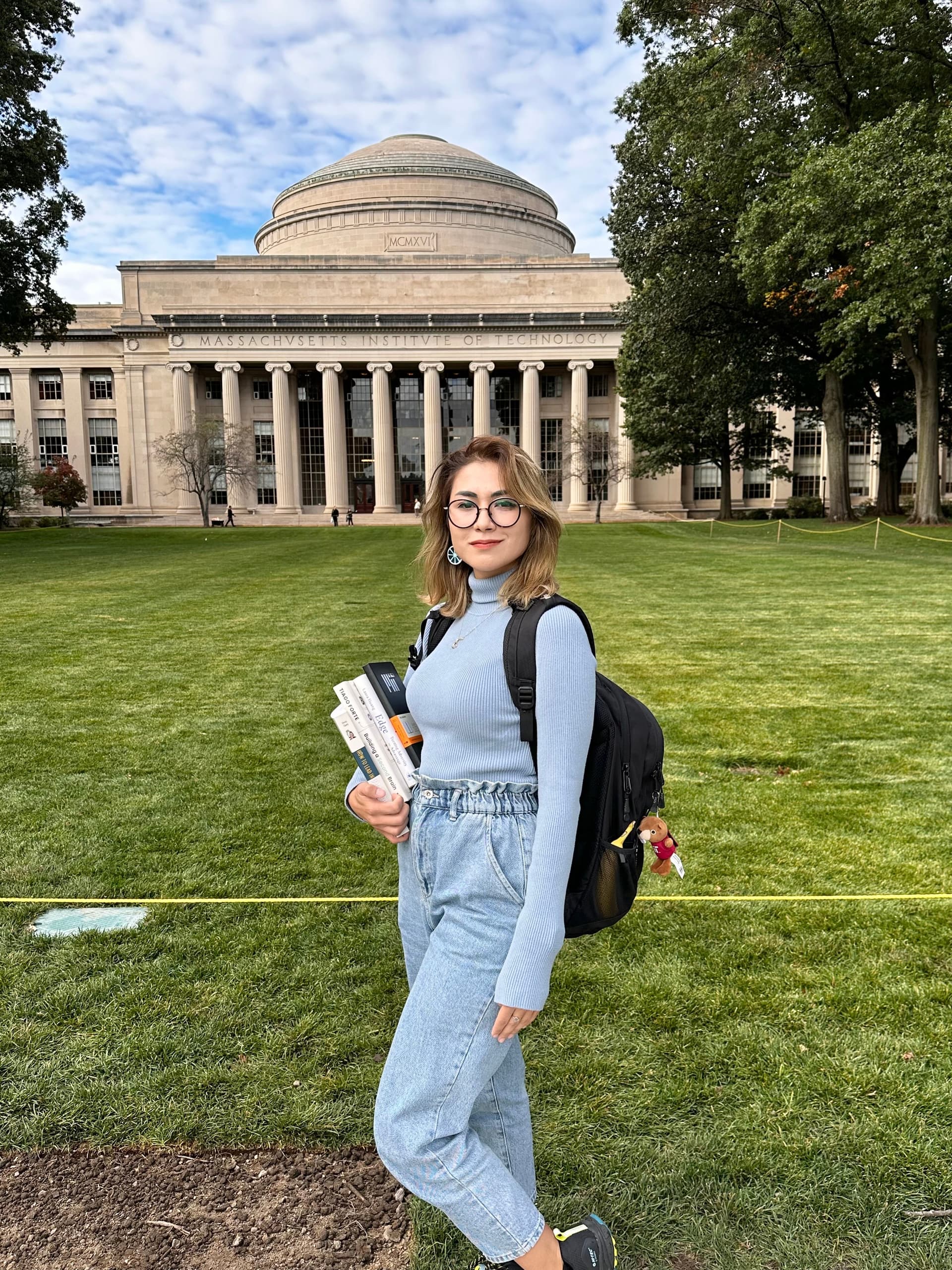 Dünyanın En İyi Üniversitelerinde Farklı Bir Kariyer 🐛 Thumbnail